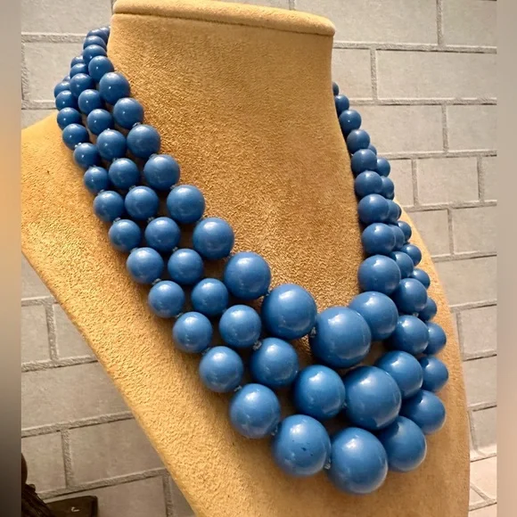 Ceil blue bead necklace - Picture 4 of 5